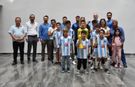 Futbolun minik yıldızlarından Tekten’e teşekkür ziyareti