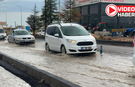 Niğde’de sağanak yağış trafiği olumsuz etkiledi