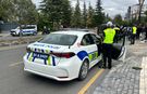 Niğde'de dur ihtarına uymayan araç ekipleri alarma geçirdi