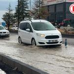 Niğde’de sağanak yağış trafiği olumsuz etkiledi