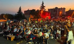 Gezen Sinema Altunhisar halkı ile  buluştu