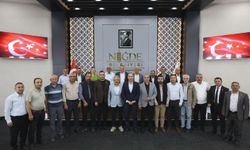 Muhtarlar Başkan Özdemir'i ziyaret etti