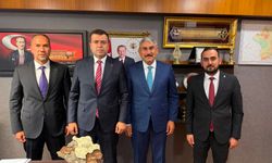 Niğde protokolü Milletvekili Uzkurt'u ziyaret etti