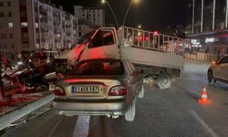 Niğde'de trafik kazası! Çok sayıda yaralı var