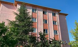 2 yaşındaki çocuk üçüncü kattan aşağı düştü