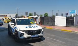 Emekli polis kadın personeli vurdu!