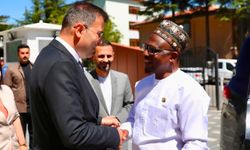 Gana Ankara Büyükelçisi Niğde Valiliğini ziyaret etti