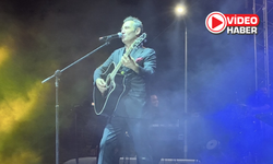 Ferhat Göçer Niğde’de unutulmaz bir konser verdi
