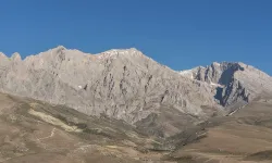 Aladağlar’da Mahsur Kalan İngiliz Dağcı Hava Kuvvetleri Tarafından Kurtarıldı