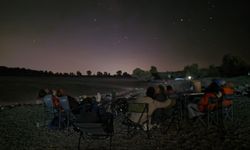 Niğdeli karavancılar meteor yağmurunu izledi