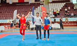 Niğdeli sporcularından Hatay’da şampiyonluk kupası