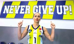 Gizem Örge Ailesinin Bilinmeyen Hikayesini Anlattı: Anne ve Babası Nasıl Engelli Kaldı?