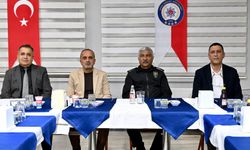 Yüceer’den emekli olan Polis Memuru Çınar’a veda yemeği
