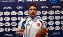 Yüksel Sarıçiçek Kimdir, Nereli? 2026 Dünya 2.’si Milli Güreşçinin Kariyeri ve Başarıları