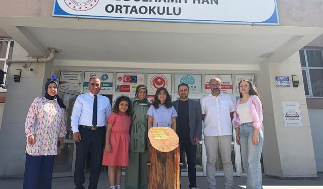 LGS Türkiye Birincisi Zeynep Ülkü Arslan Altınla Ödüllendirildi