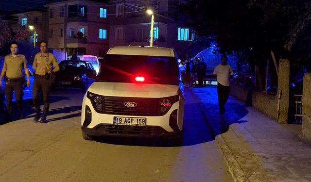 Babasının evine tüfekle ateş açtı