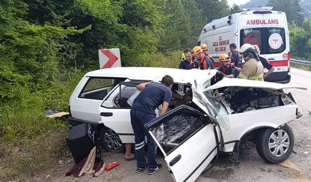 Tırın kopan dorsesi can aldı!