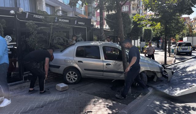 Niğde'de korkutan kaza