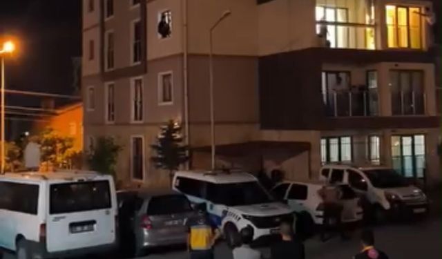 Niğde’de ekipleri teyakkuza geçiren ihbar! Anne, baba ve arkadaşını rehin aldı