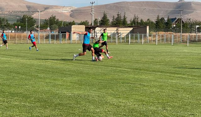 Niğde Belediyespor'da geleceğin yıldızları için seçmeler devam ediyor