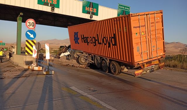 Niğde-Pozantı Otoyolu'nda korkutan kaza