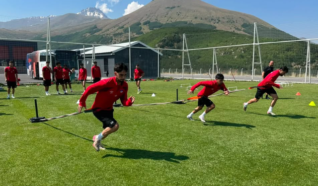 Niğde Belediyespor, yeni sezon hazırlıklarını sürdürüyor