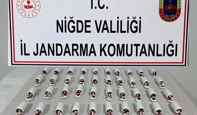 Niğde’de otogarda 2 bin 240 adet sentetik ecza ele geçirildi