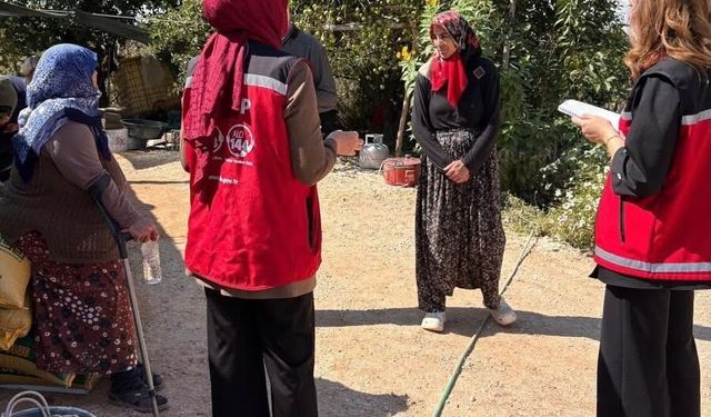 Yeşilgölcük'te selin izleri siliniyor