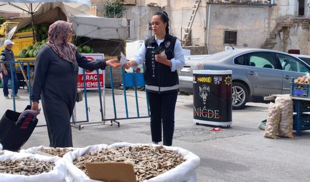 Narkotik polisinden anlamlı bilgilendirme çalışması