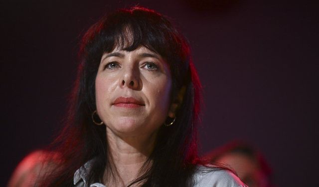 Elif Eralp Kimdir? Almanya Siyasetinde Tarih Yazan Sol Parti Liderinin Hayatı