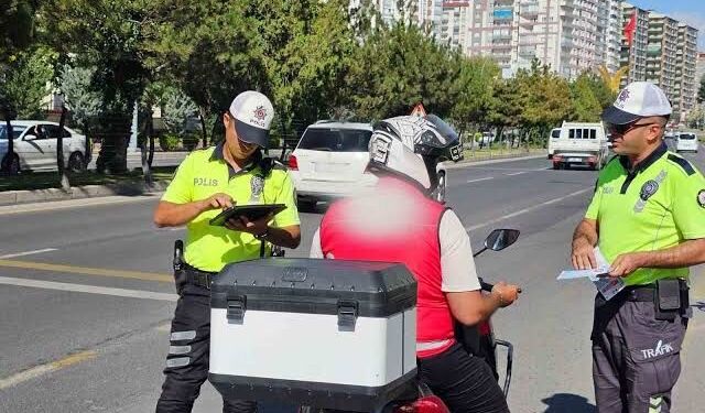 Niğde'de sürücülere ceza yağdı
