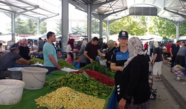 Polis bilgilendirmeye devam ediyor