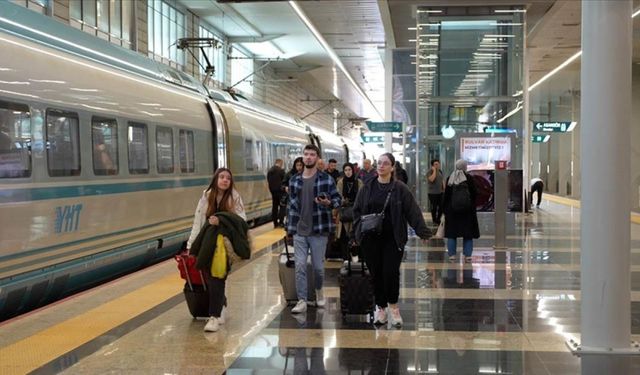 7.5  Millyon vatandaşın tercihi demir yolu oldu