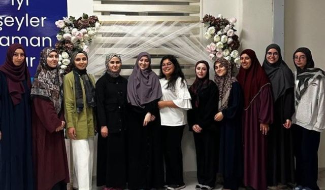 Fadimana Yurdu’nda Mezuniyet Kınası Etkinliği Düzenlendi