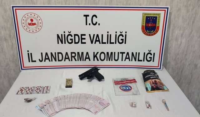 Jandarma’dan Bor’da uyuşturucu operasyonu