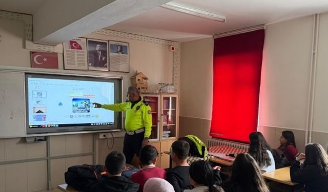 Niğde'de 361 öğrenciye trafik eğitimi verildi
