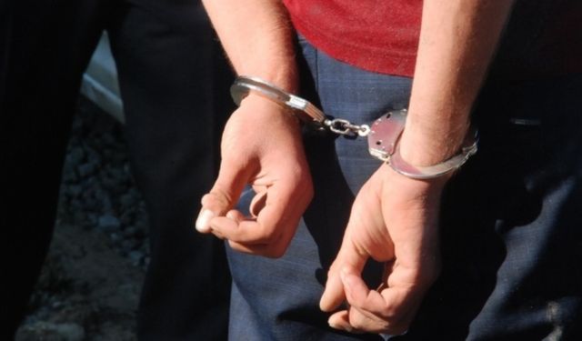 Niğde'de Uyuşturucu Ticaretinden Aranan 2 Şahıs Yakalandı
