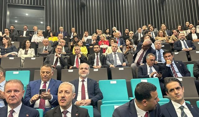 Niğde Ömer Halisdemir Üniversitesi Ankara'da su zirvesine katıldı