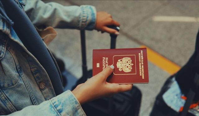 Schengen Vizesi nedir? Schengen Nasıl Alınır? Schengen Vizesi ücreti ne kadar? Schengen Vizesi ile hangi ülkelere gidilebilir? Schengen Vizesi için gerekli evraklar neler?