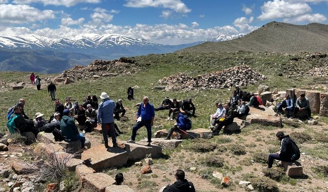 Göllü Dağı’nda 19 Mayıs yürüyüşü