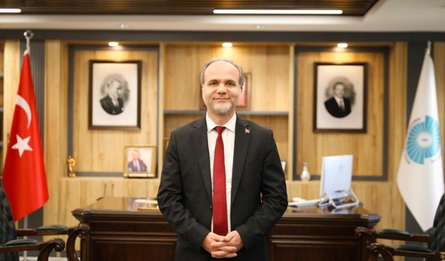 Uslu, 7. Kez Dünya Bilim İnsanları Arasında Yer Aldı
