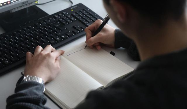 Yeni nesil yazmakta zorlanıyor 