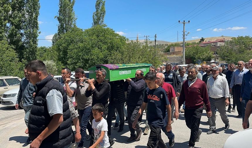 Gölette boğulan 16 yaşındaki çocuk son yolculuğuna uğurlandı