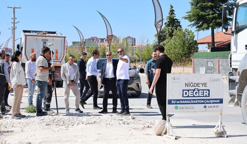 Niğde'de Altyapı ve Asfaltlama Çalışmaları Yürütülüyor