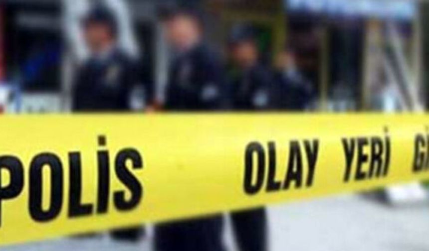 NATO görevine giden polis aracı takla attı