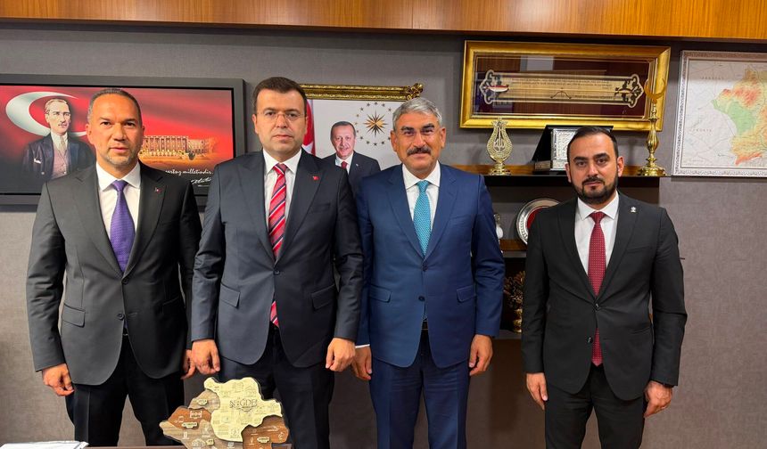 Niğde protokolü Milletvekili Uzkurt'u ziyaret etti