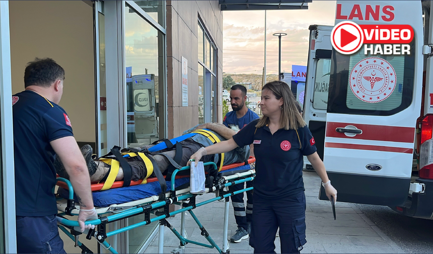 Çamardı'da Kontrolden Çıkan Midibüs Devrildi: 3 Yaralı