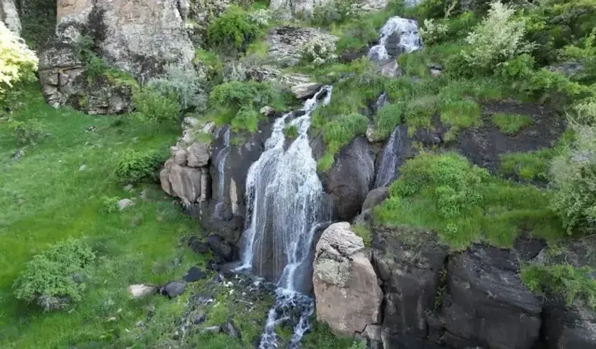 Niğde'de Şehir Merkezine Sadece 7.5 Kilometre: Görenler Gözlerine İnanamıyor!