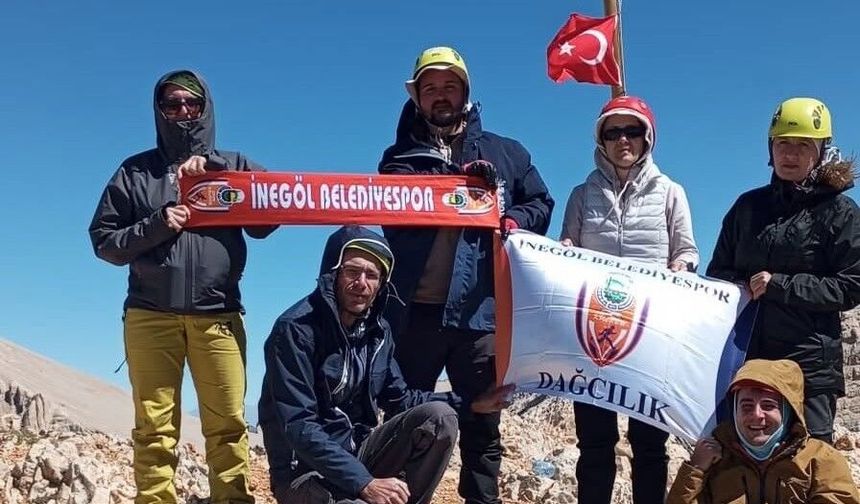 Niğde Aladağlar’da zafer tırmanışı