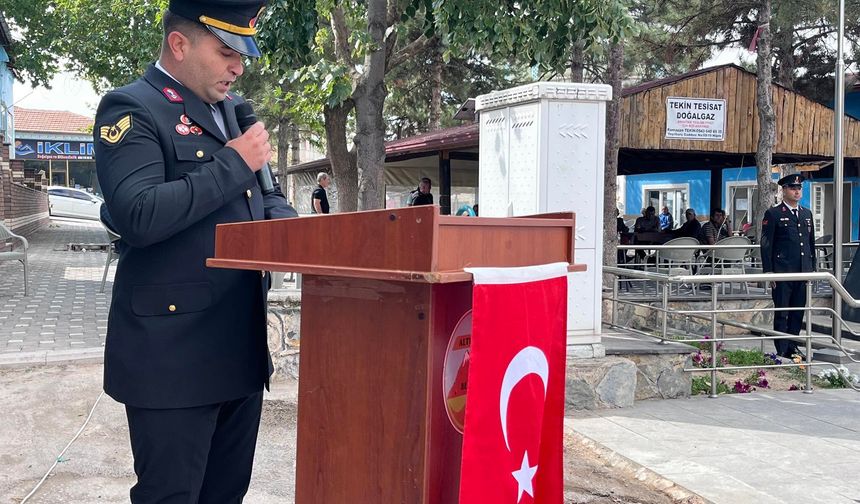 Altunhisar’da 30 Ağustos Zafer Bayramı kutlandı